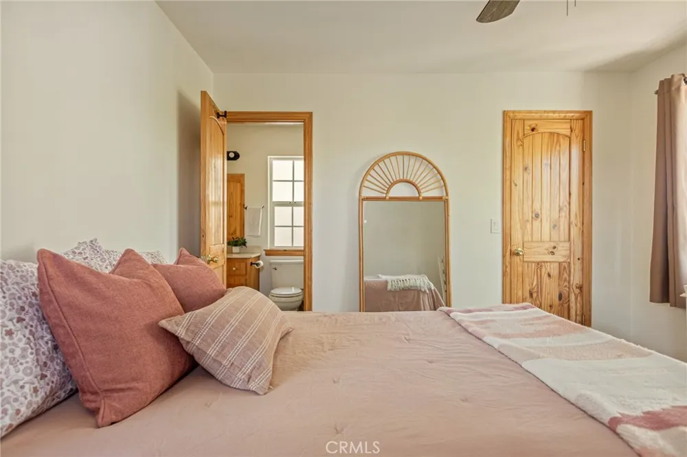 24071 Fern Glen Crestline, CA 92325