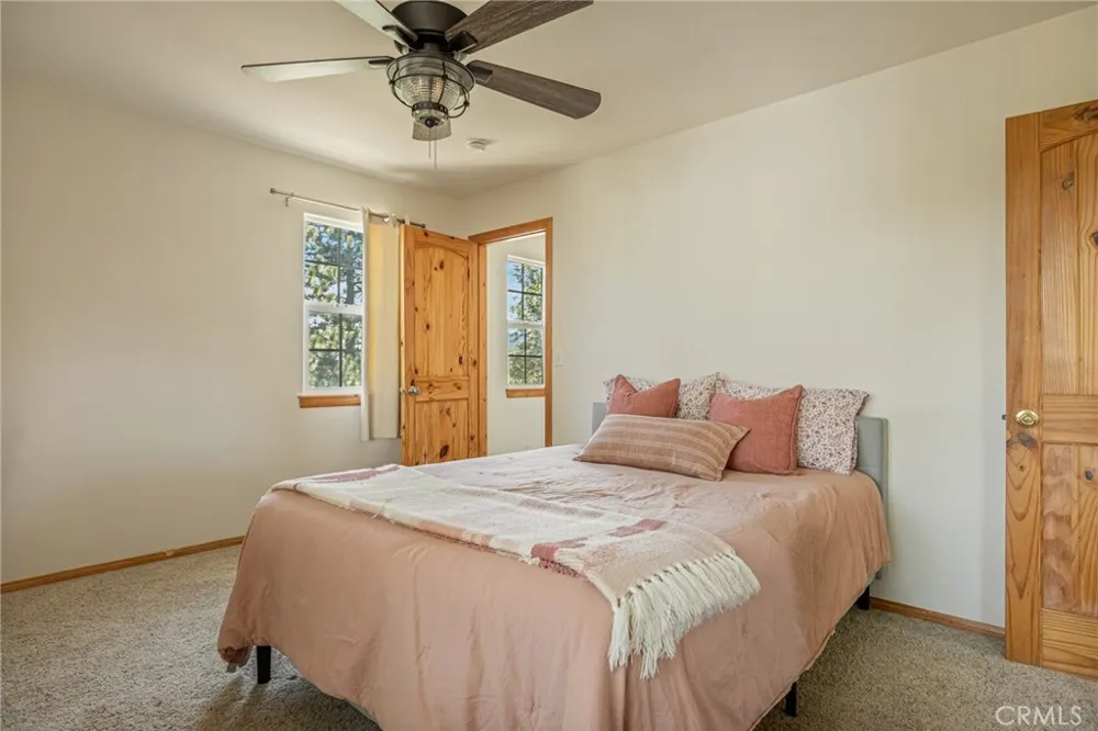24071 Fern Glen Crestline, CA 92325