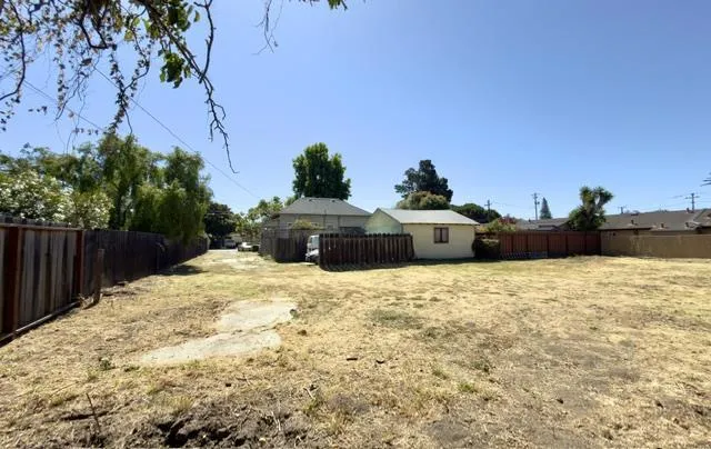 131 Trevethan Santa Cruz, CA 95062