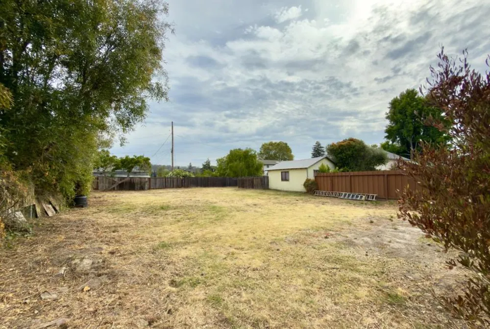 131 Trevethan Santa Cruz, CA 95062