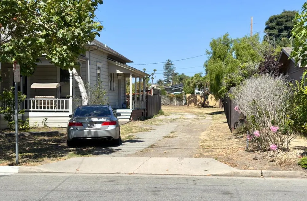 131 Trevethan Santa Cruz, CA 95062