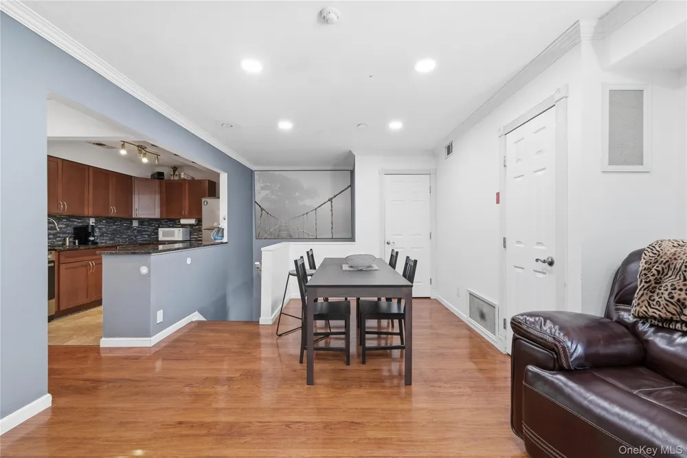 230 Lake Pointe Circle #230 Middle Island, NY 11953