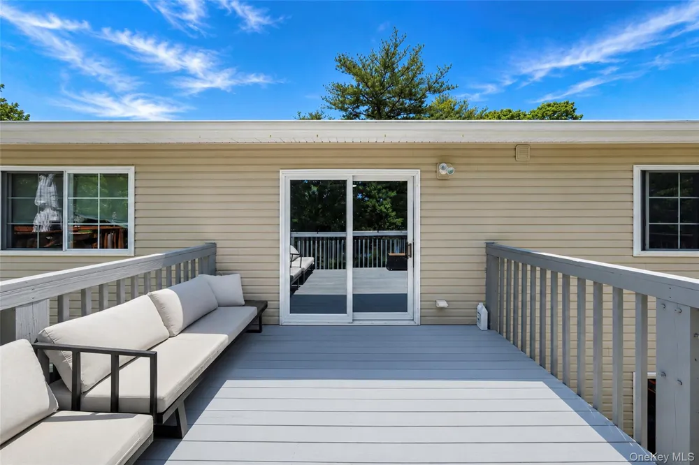 230 Lake Pointe Circle #230 Middle Island, NY 11953