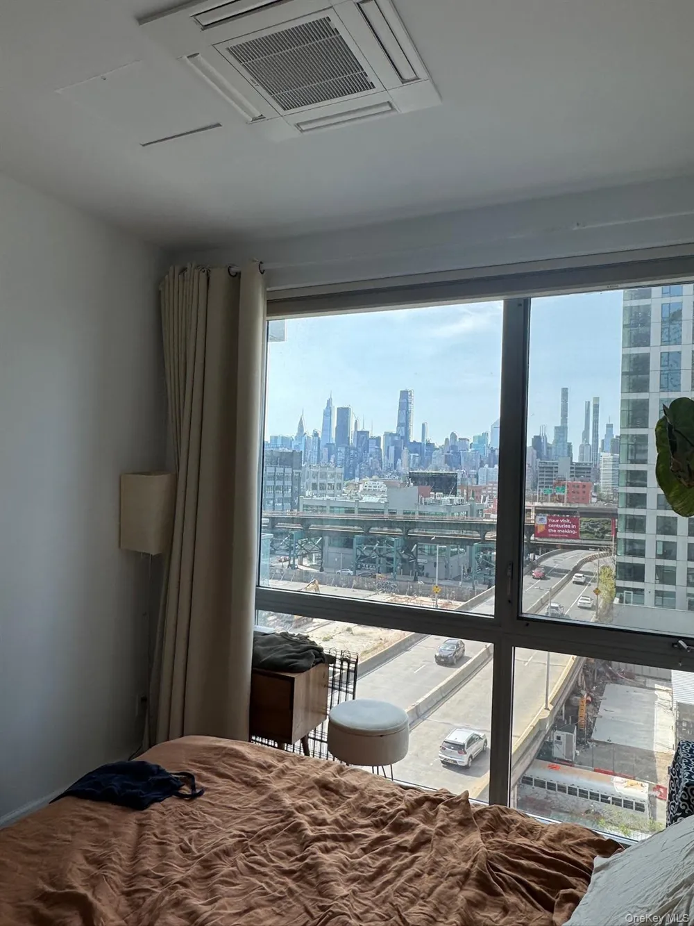 4244 Crescent Street #6B Long Island City, NY 11101