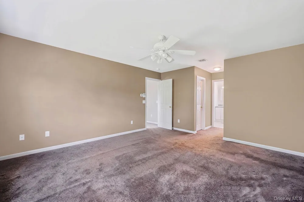 62 Tallmadge Trail Miller Place, NY 11764