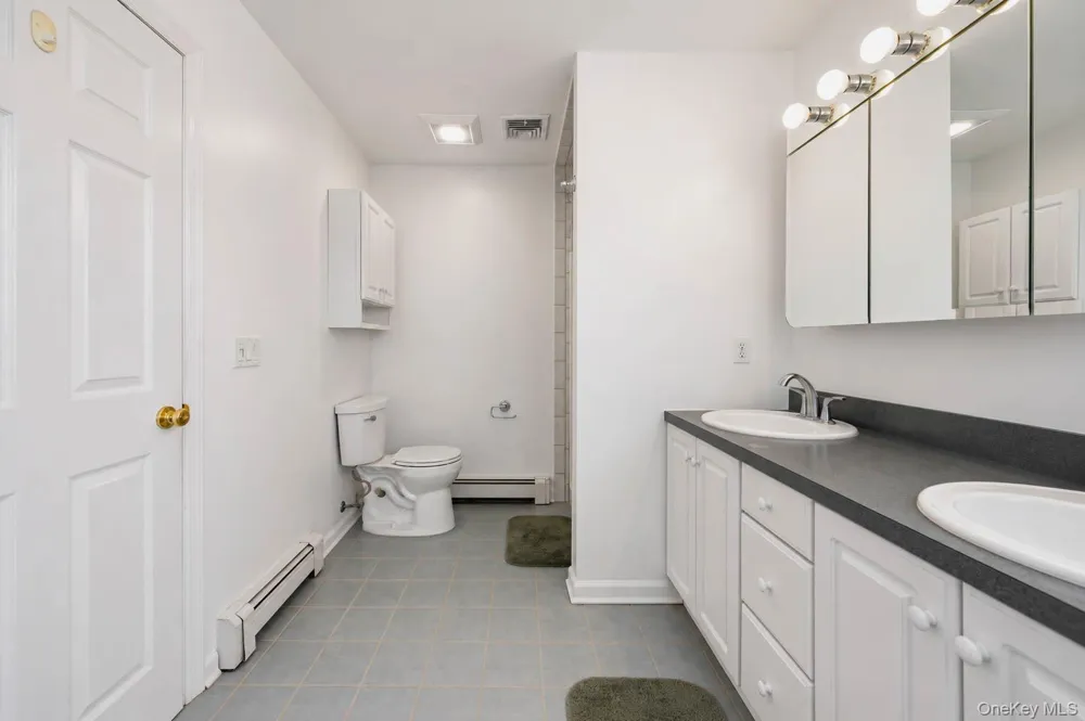 62 Tallmadge Trail Miller Place, NY 11764