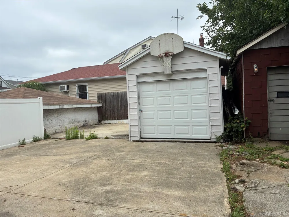 12105 Linden Boulevard South Ozone Park, NY 11420