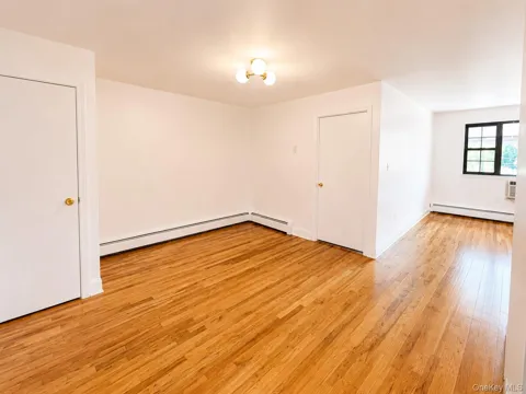 533 Soundview Avenue #3rd Floor