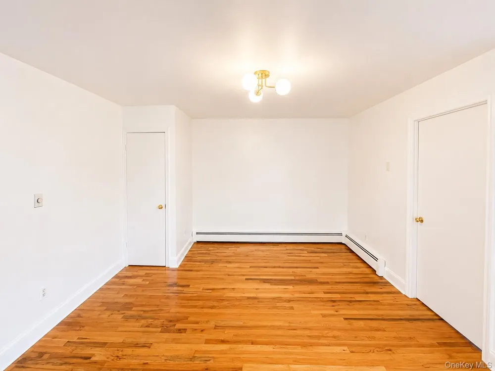 533 Soundview Avenue #3rd Floor Bronx, NY 10473