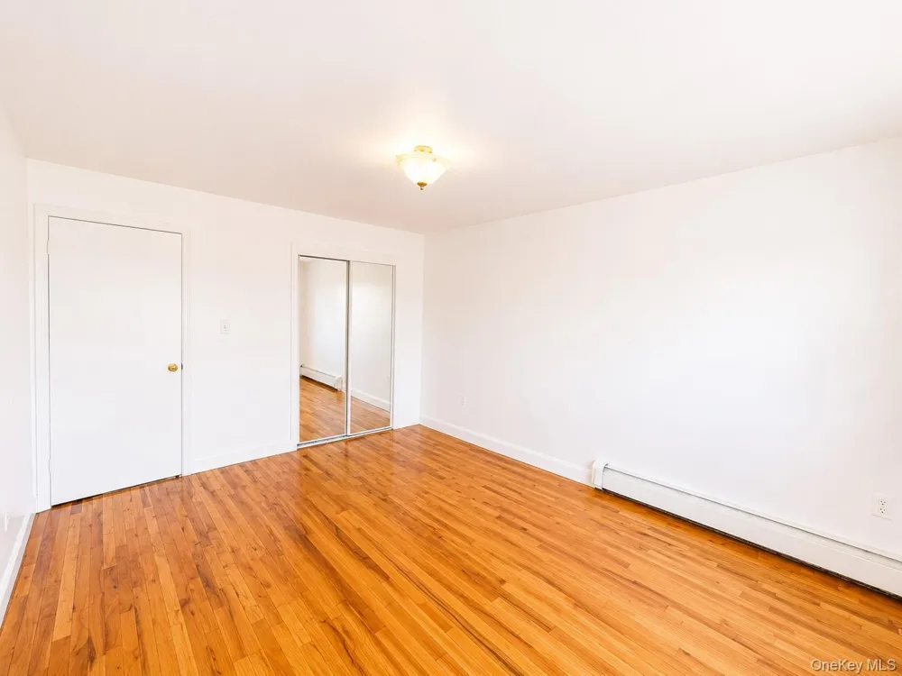 533 Soundview Avenue #3rd Floor Bronx, NY 10473