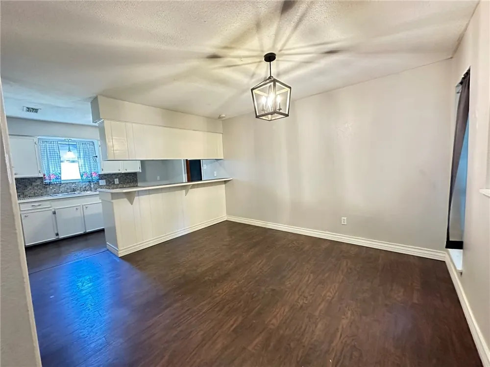 2114 Saint Charles Drive Portland, TX 78374