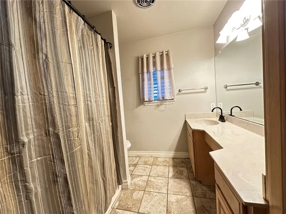 2114 Saint Charles Drive Portland, TX 78374