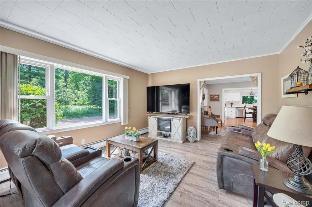 405 Pennell Road Imlay Township, MI 48444