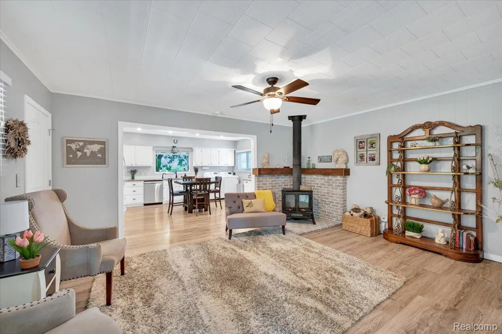 405 Pennell Road Imlay Township, MI 48444