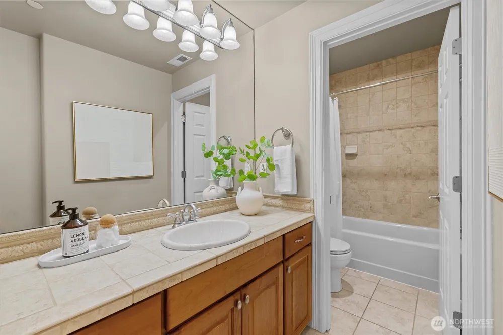 14716 SE 83rd Place Newcastle, WA 98059