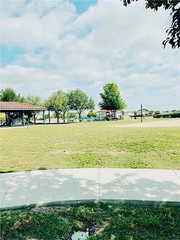 731 Abundance Lane Kyle, TX 78640