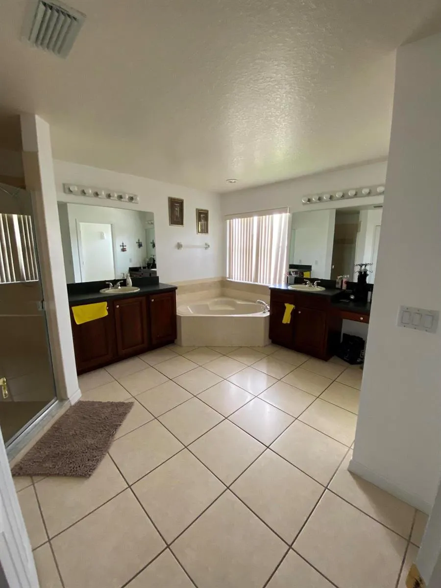3607 Kariba Court Kissimmee, FL 34746