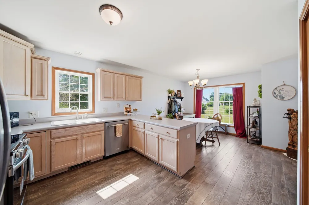 11329 Rosemary Lane Waterloo Township, MI 49259