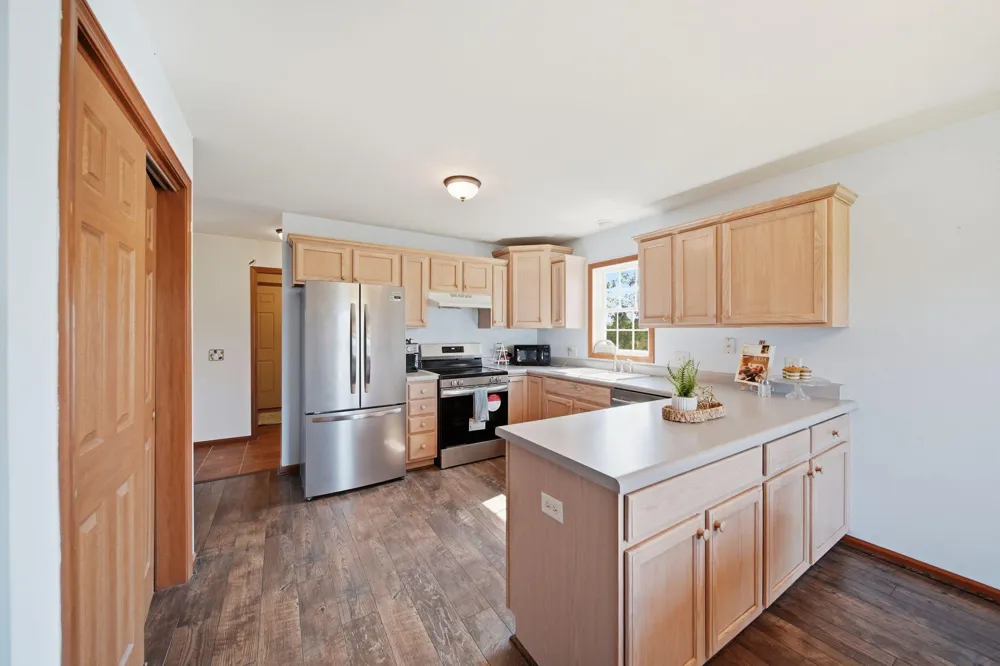 11329 Rosemary Lane Waterloo Township, MI 49259