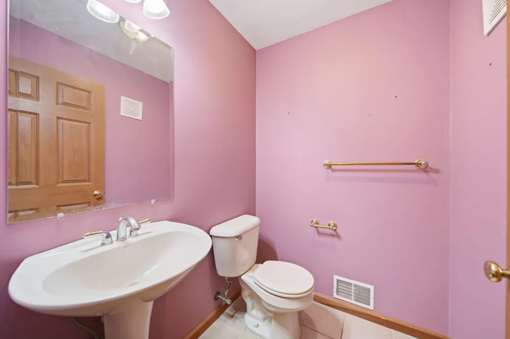 11329 Rosemary Lane Waterloo Township, MI 49259