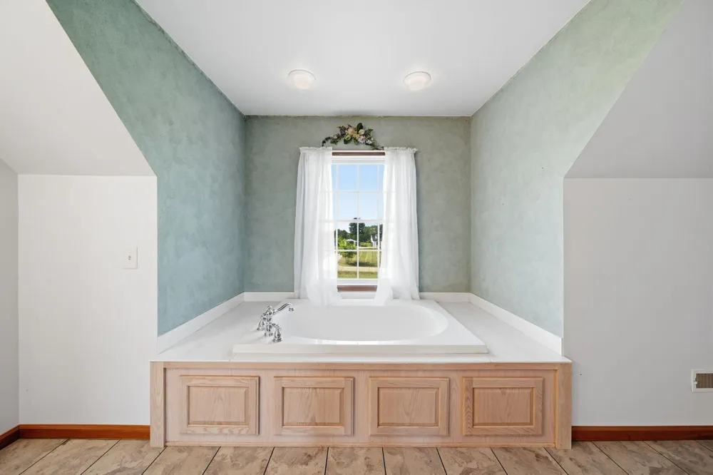 11329 Rosemary Lane Waterloo Township, MI 49259