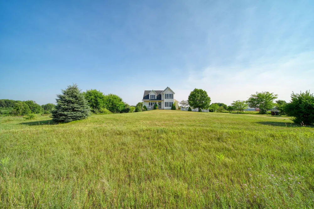 11329 Rosemary Lane Waterloo Township, MI 49259