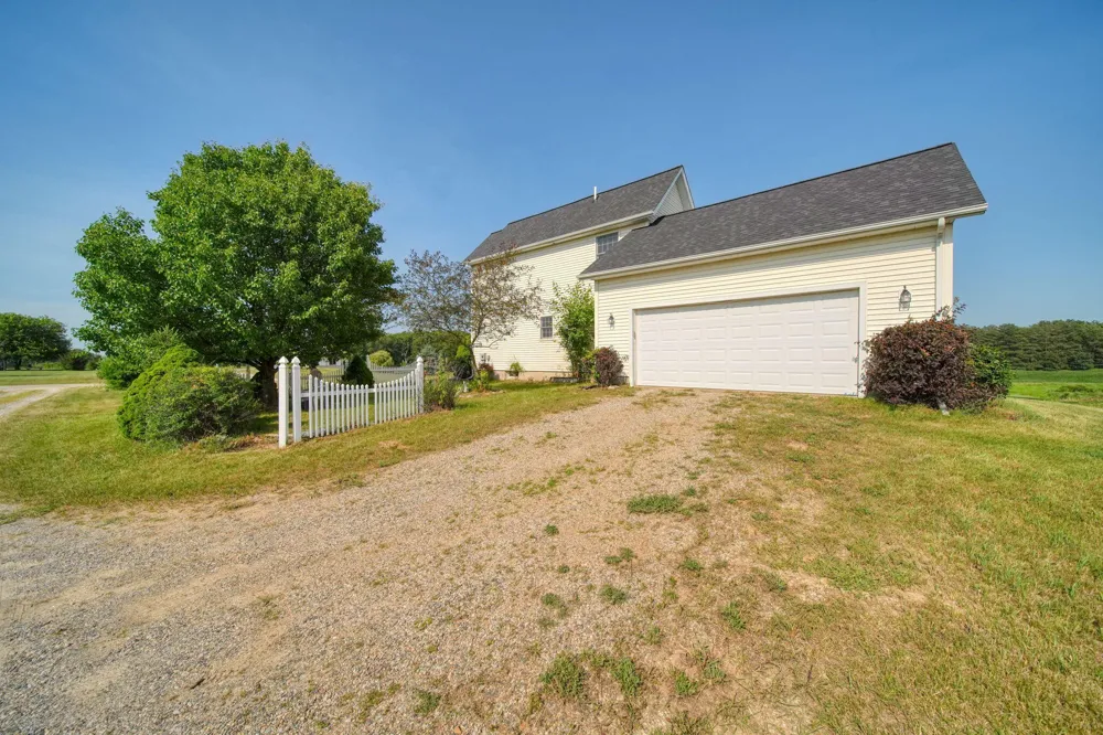 11329 Rosemary Lane Waterloo Township, MI 49259
