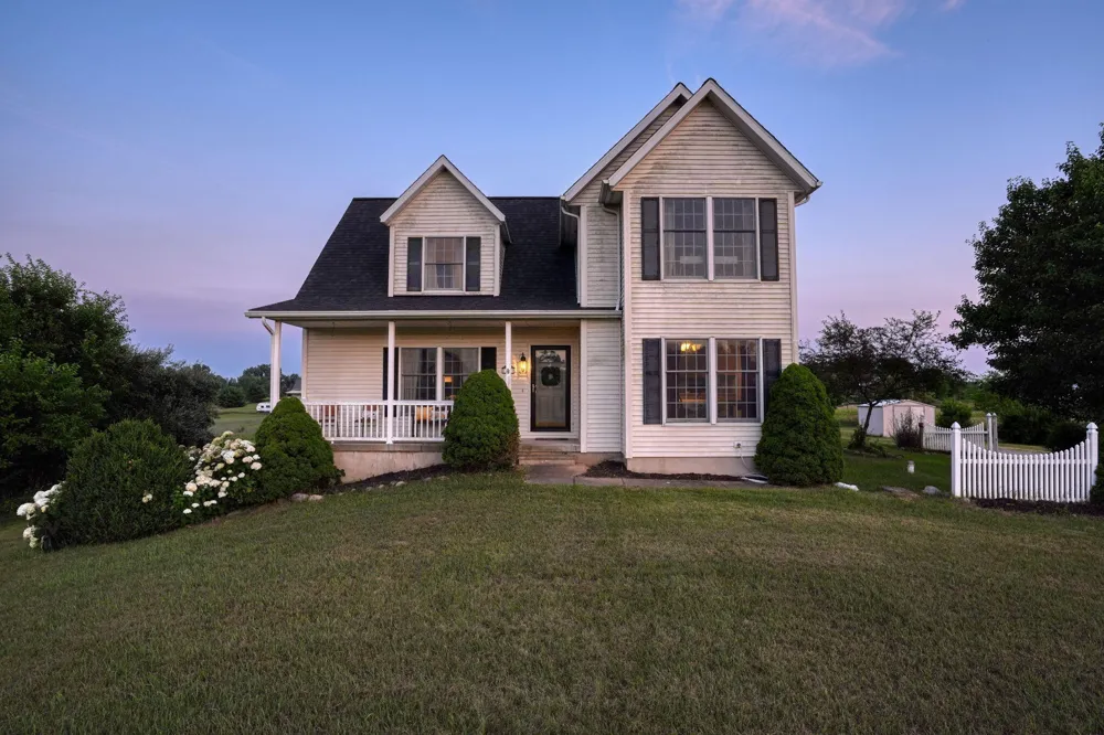 11329 Rosemary Lane Waterloo Township, MI 49259