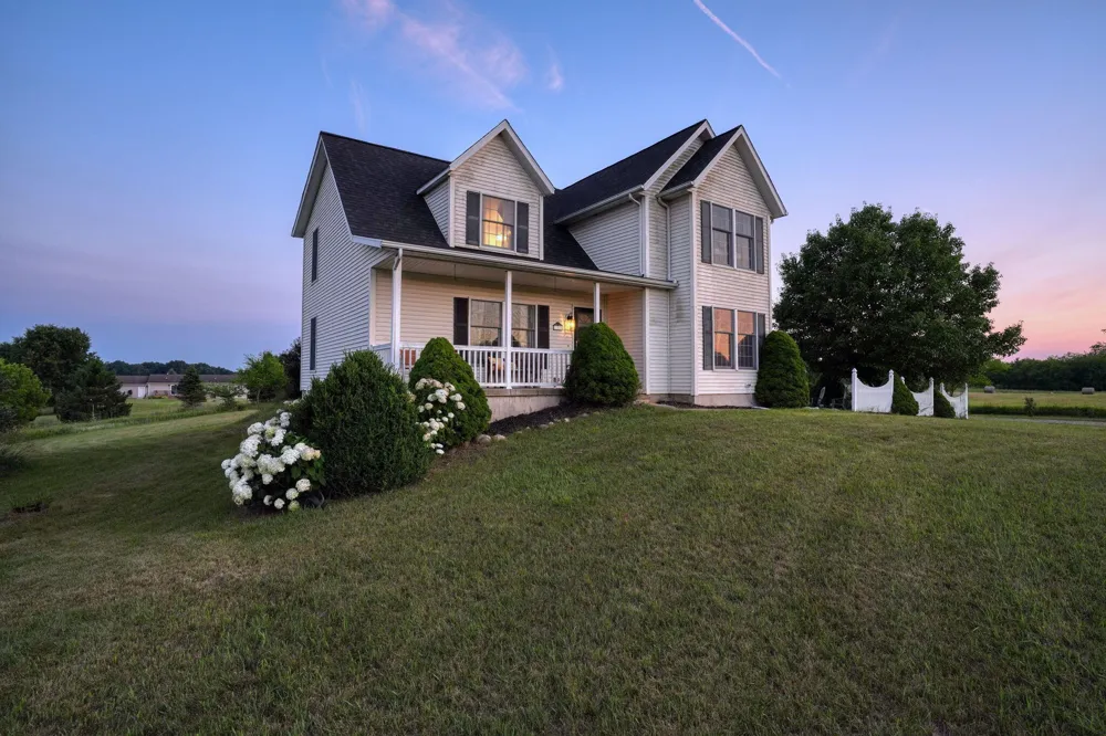 11329 Rosemary Lane Waterloo Township, MI 49259