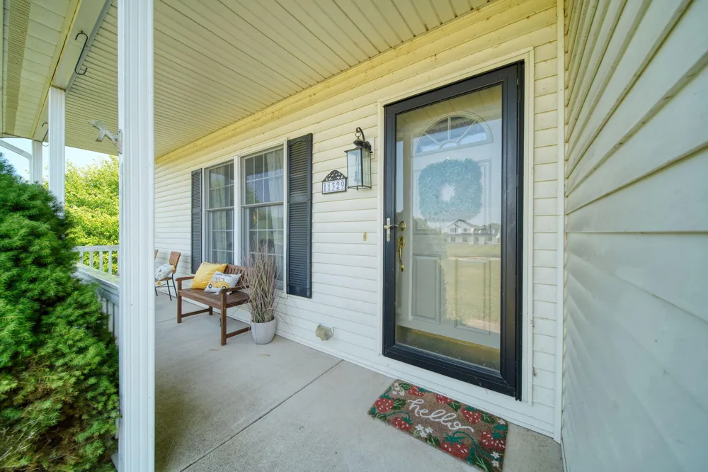 11329 Rosemary Lane Waterloo Township, MI 49259