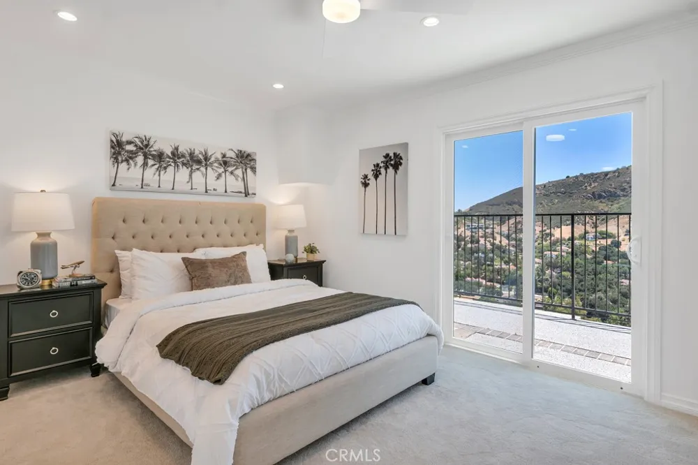 30 Stagecoach Road Bell Canyon, CA 91307