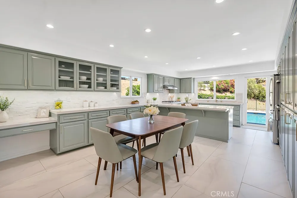 30 Stagecoach Road Bell Canyon, CA 91307