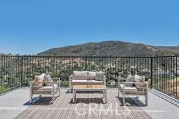 30 Stagecoach Road Bell Canyon, CA 91307