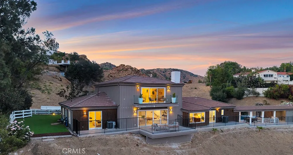 30 Stagecoach Road Bell Canyon, CA 91307