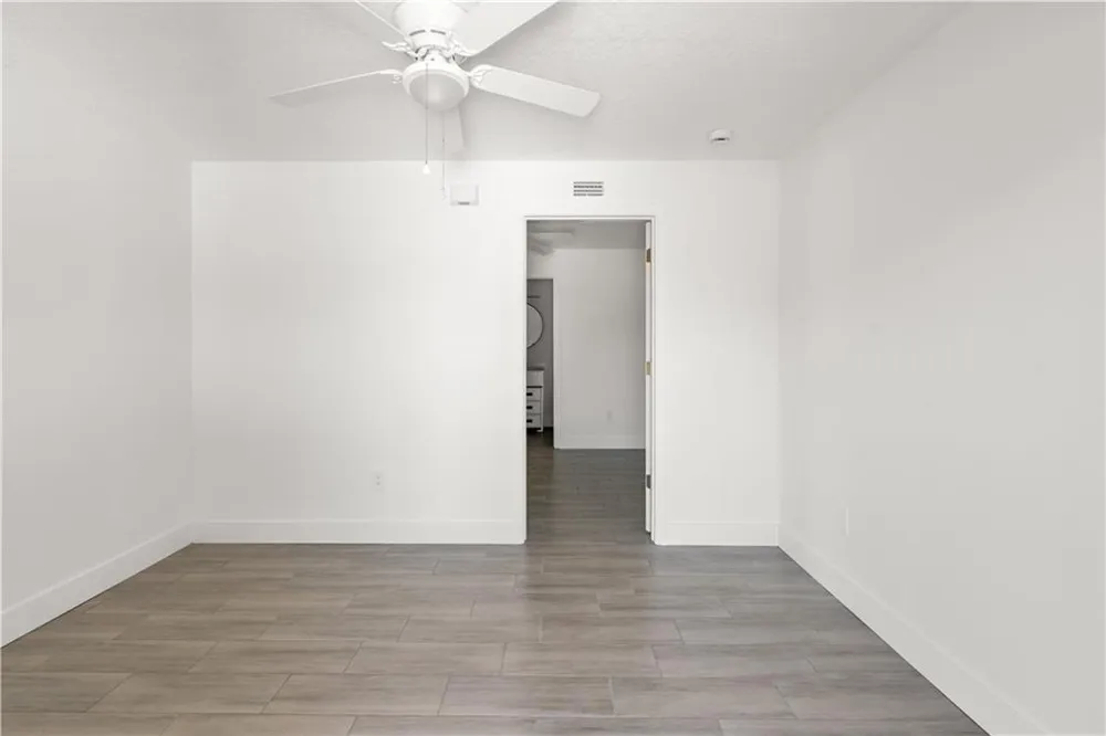 4576 30TH AVENUE Vero Beach, FL 32967