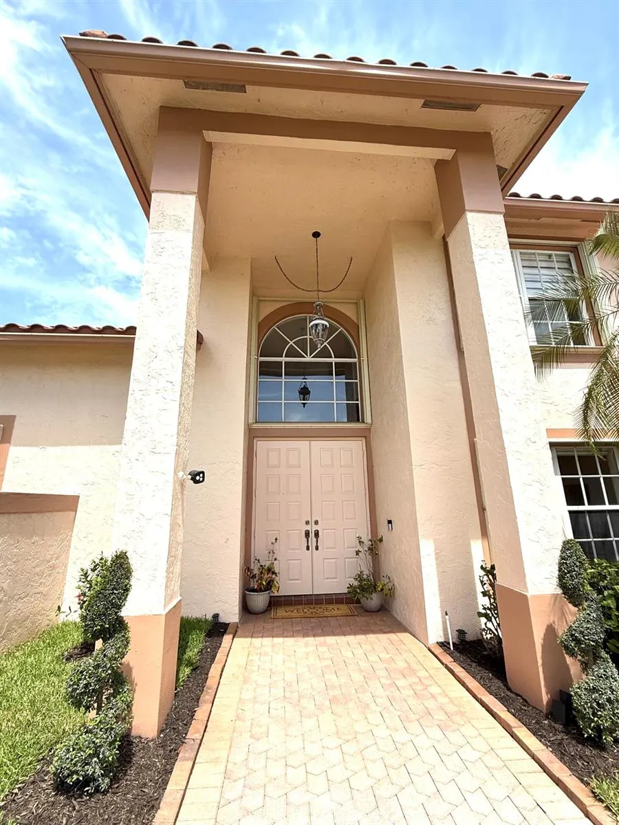 9392 Cascade Court Boynton Beach, FL 33437