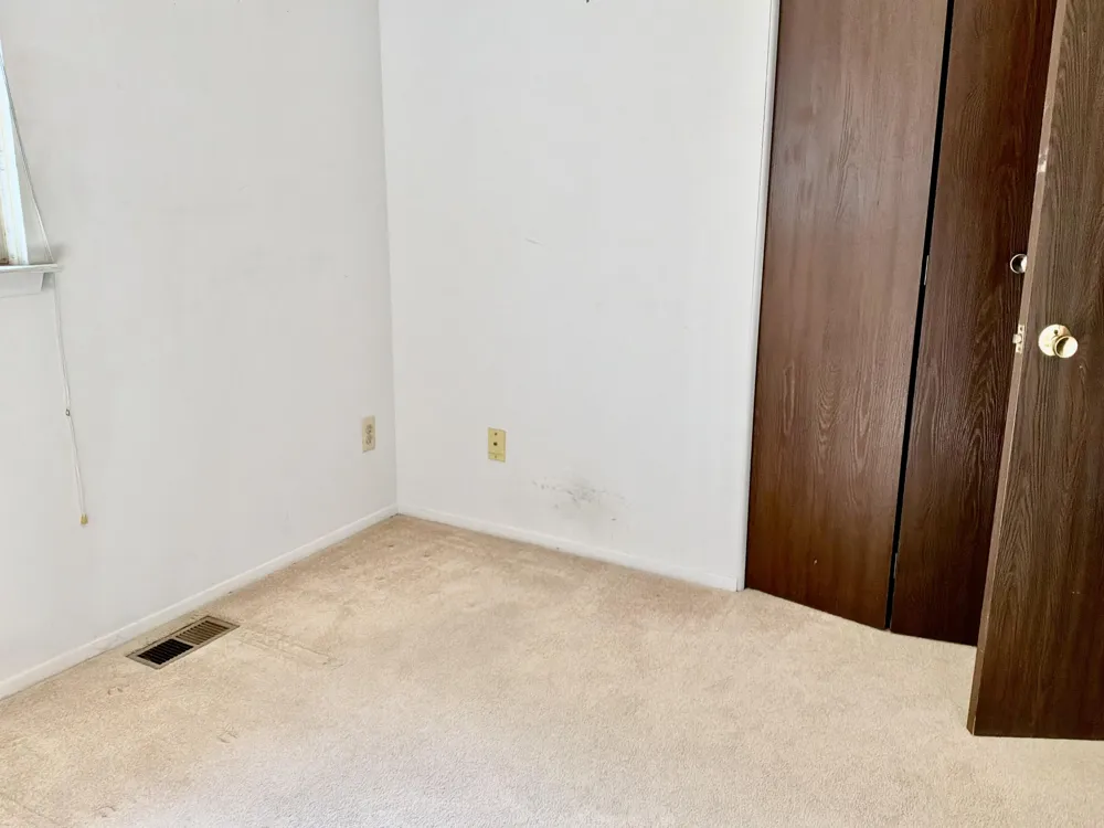 359 Old Creek Drive Saline, MI 48176