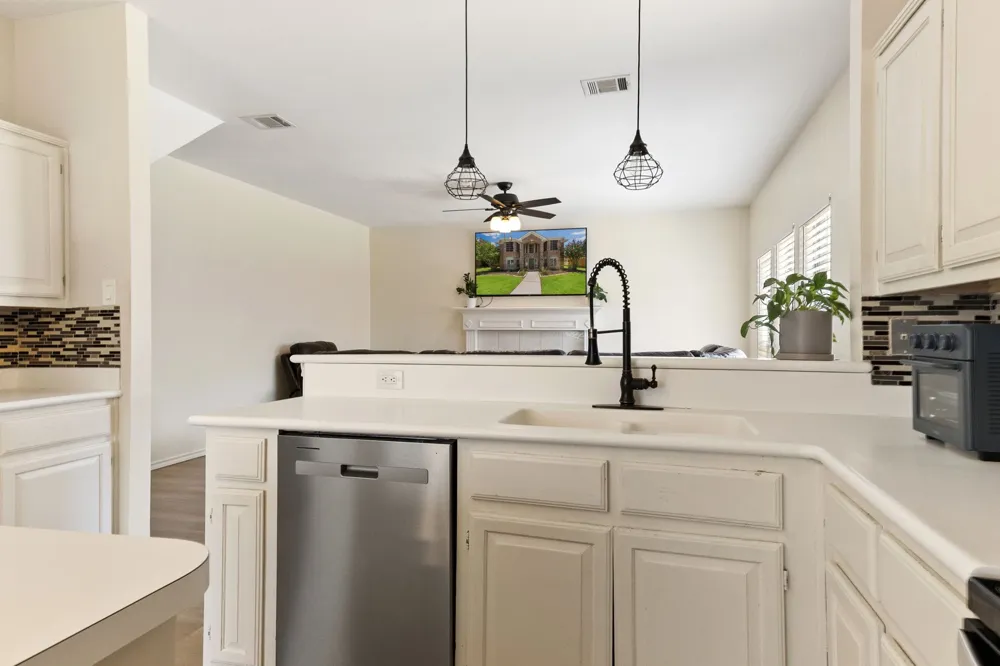 4216 Mulberry Drive Carrollton, TX 75010