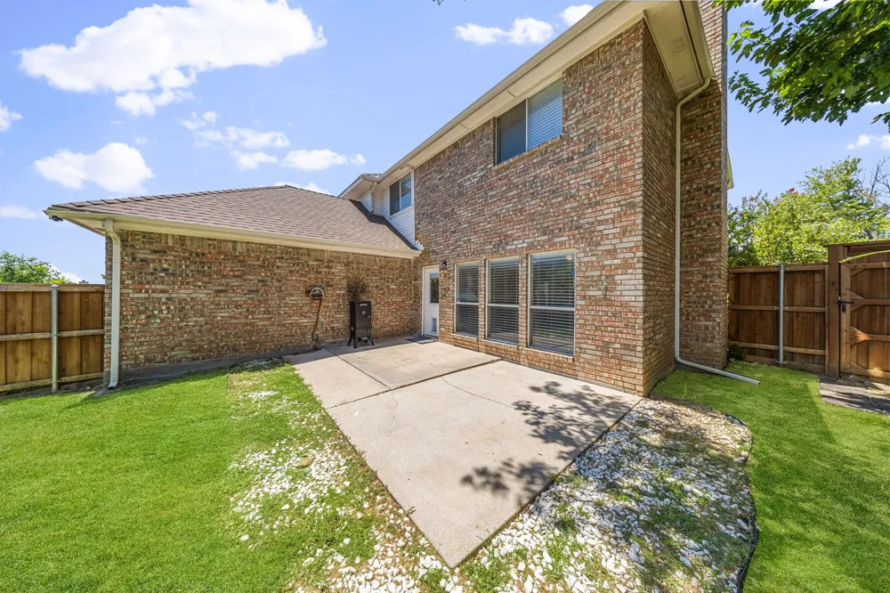 4216 Mulberry Drive Carrollton, TX 75010