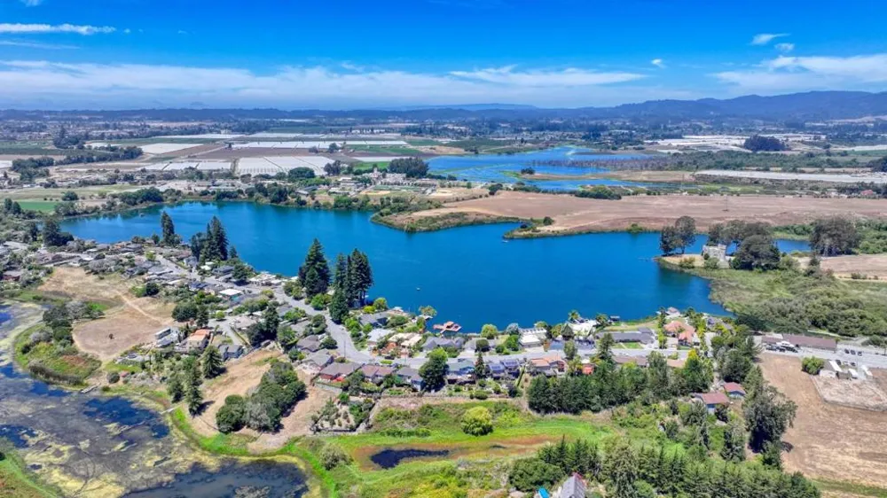 141 Cutter Drive Watsonville, CA 95076