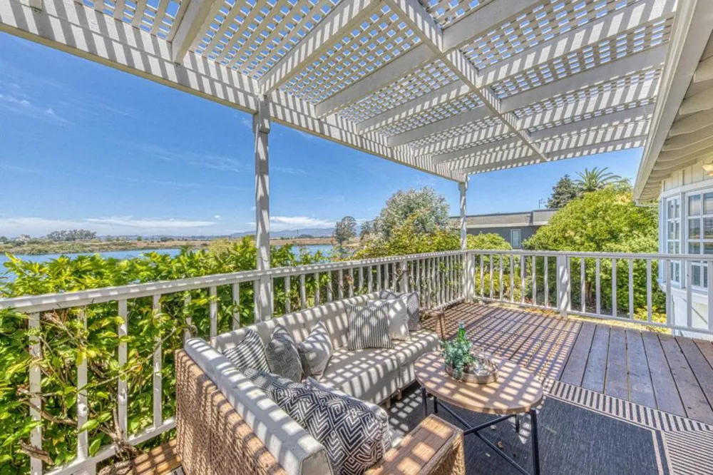 141 Cutter Drive Watsonville, CA 95076