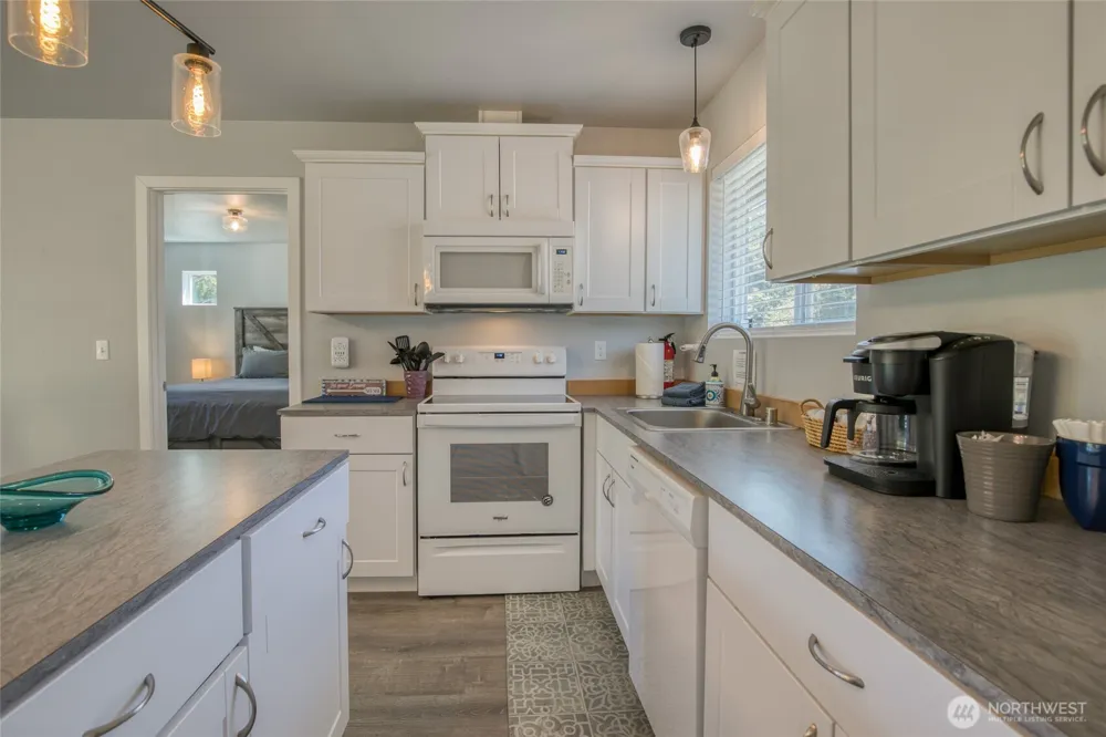 998 Point Brown Avenue SE Ocean Shores, WA 98569