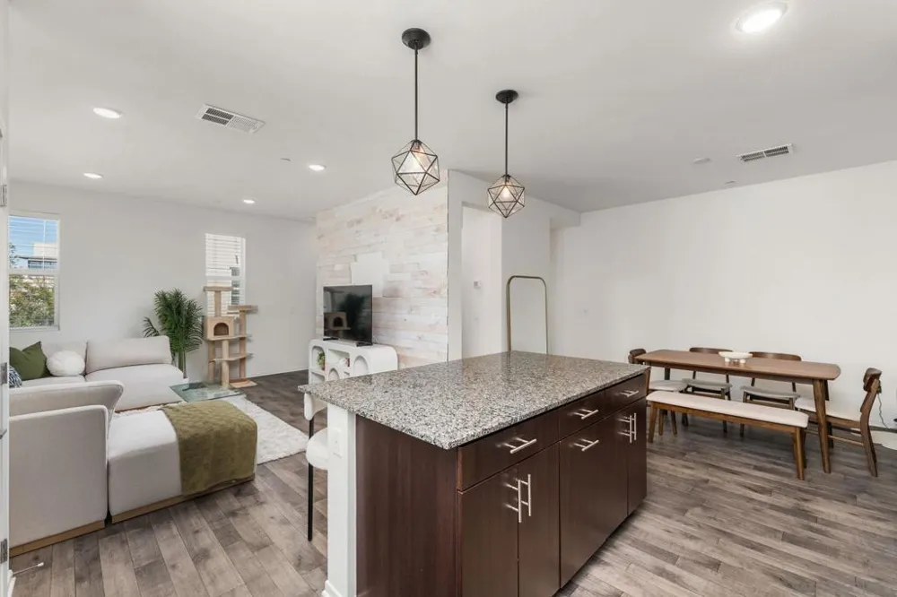 5412 Calle Sandwaves #169 San Diego, CA 92154