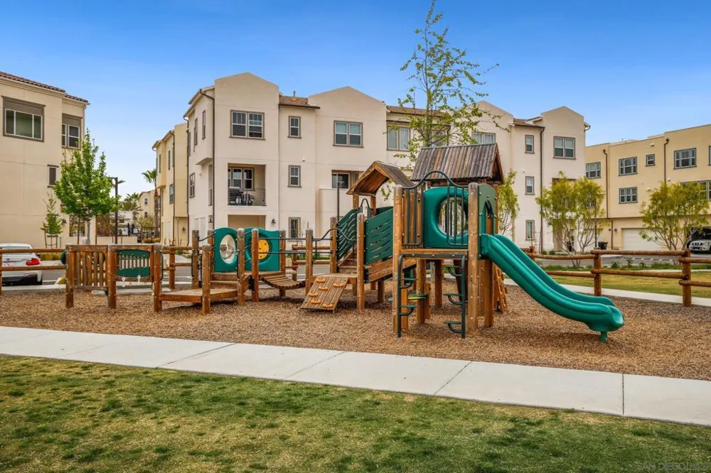 5412 Calle Sandwaves #169 San Diego, CA 92154