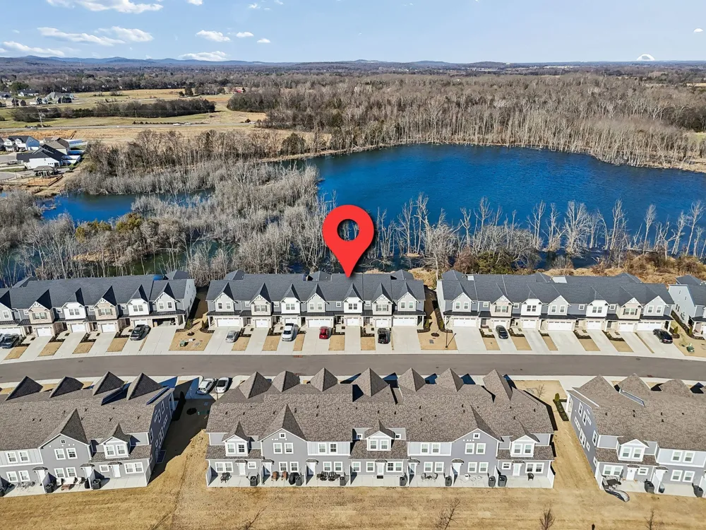 5734 Cloverwood Dr Rockvale, TN 37153