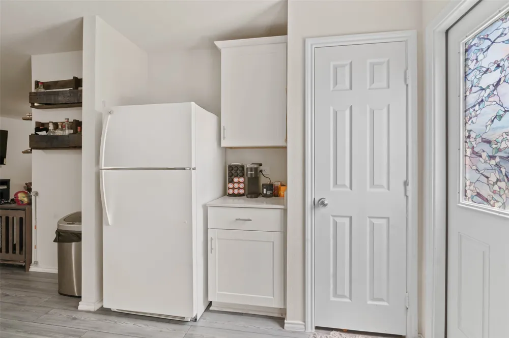 7016 Calshot Road Pilot Point, TX 76258