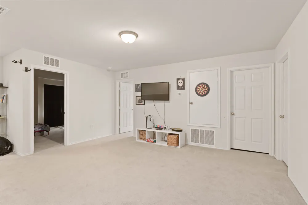 7016 Calshot Road Pilot Point, TX 76258