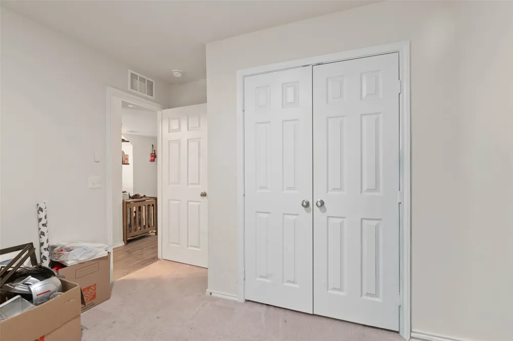 7016 Calshot Road Pilot Point, TX 76258