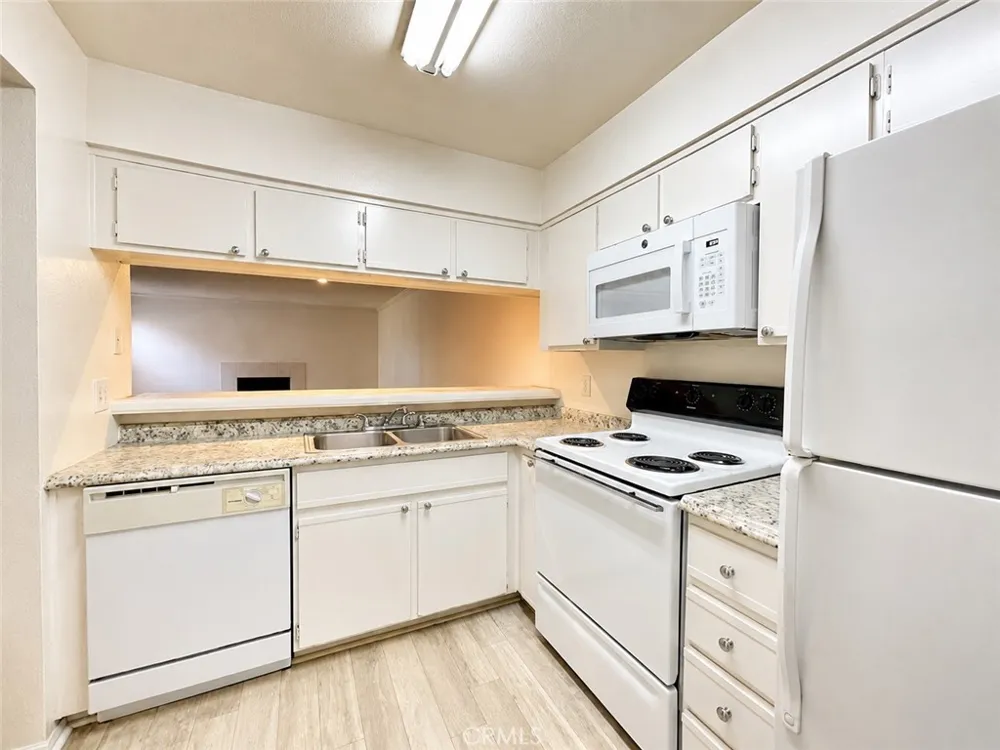 10655 Lemon Avenue #202 Rancho Cucamonga, CA 91737