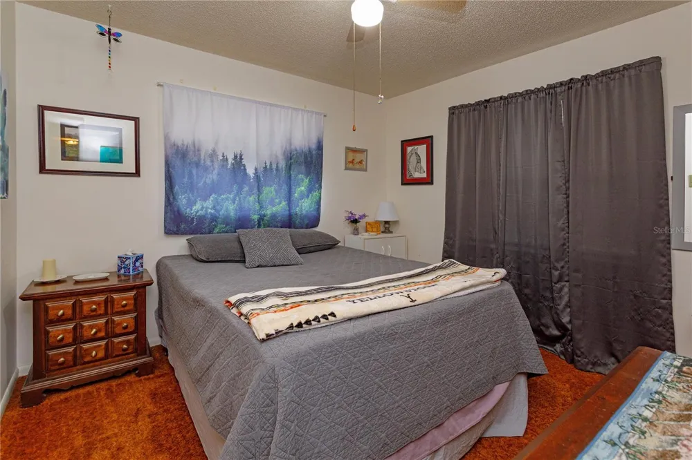 1909 LAKEWOOD AVENUE Ocoee, FL 34761